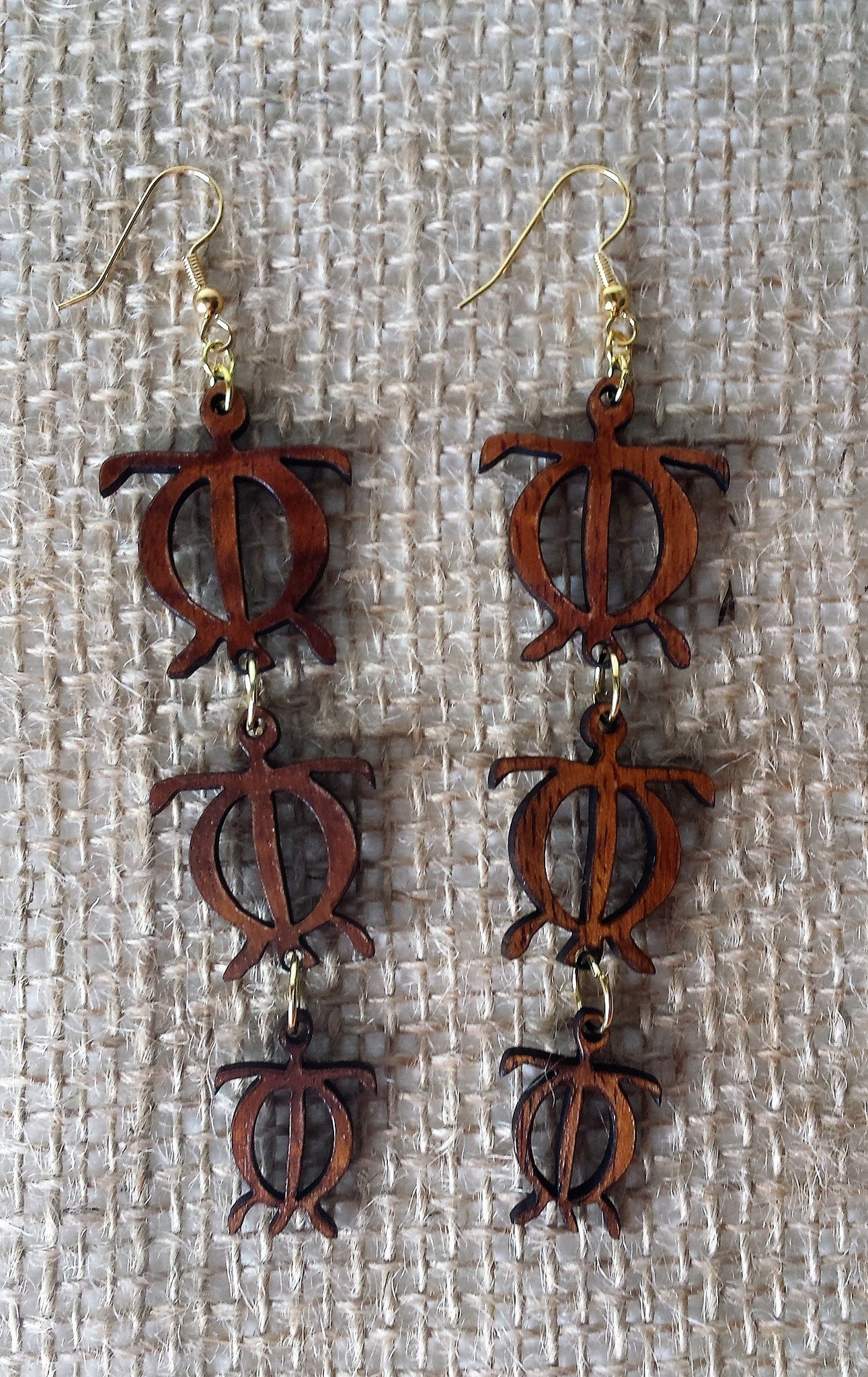 Honu 'Ohana Koa Earrings - Hawaii Bookmark