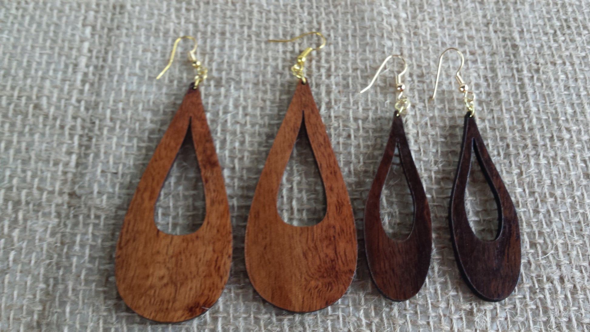 Peleʻs Tears Nui Koa Earrings - Hawaii Bookmark