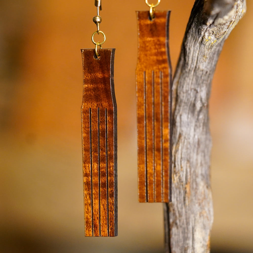 Pū'ili Koa Earrings - Hawaii Bookmark