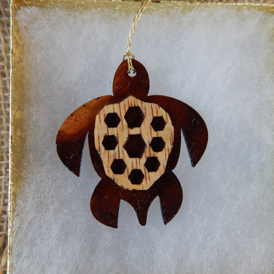 Festive Honu Shell Pattern Ornament - Hawaii Bookmark