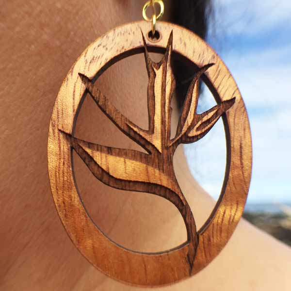 Kahio Koa Wood Earrings - Hawaii Bookmark