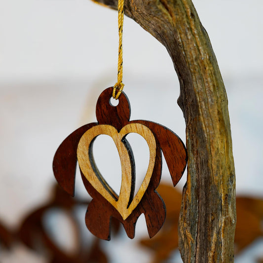 Festive Honu Heart Ornament - Hawaii Bookmark